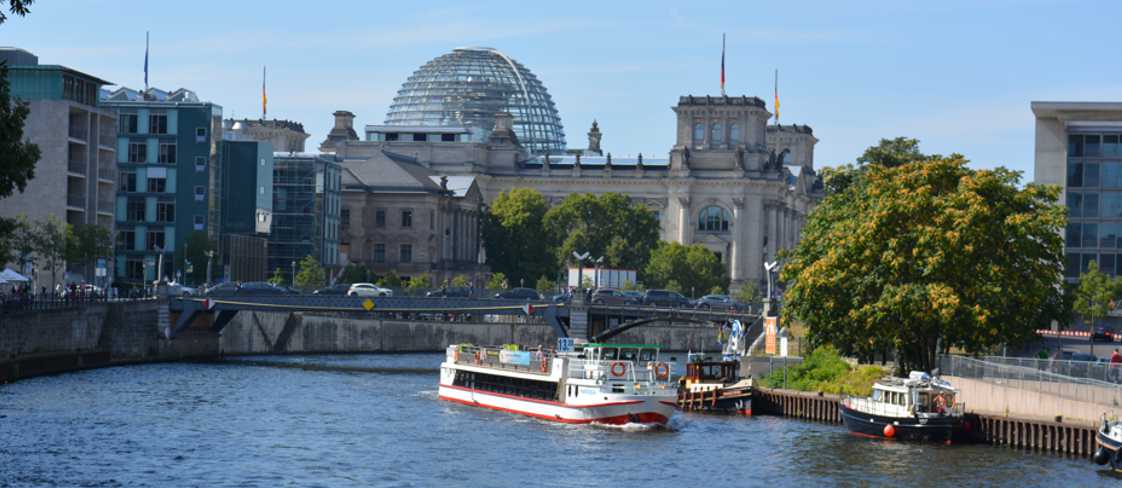 MS Phantasia Reichstags spree tour